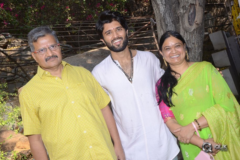 Vijay-Devarakonda-New-Movie-Opening-Photos